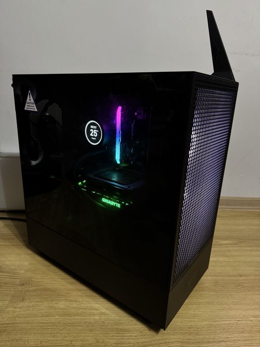 komputer gamingowy – RTX 4070 SUPER, i7-14700KF, 16GB RAM