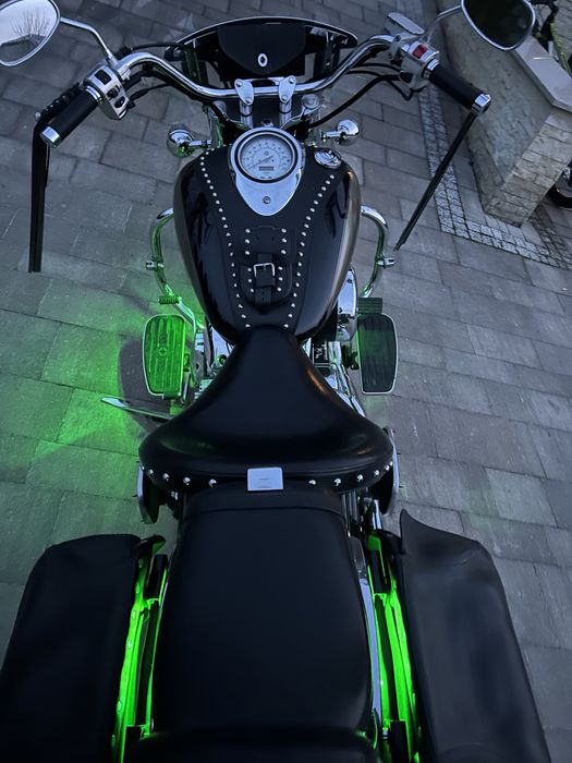 Yamha Drag star 1100 chopper honda