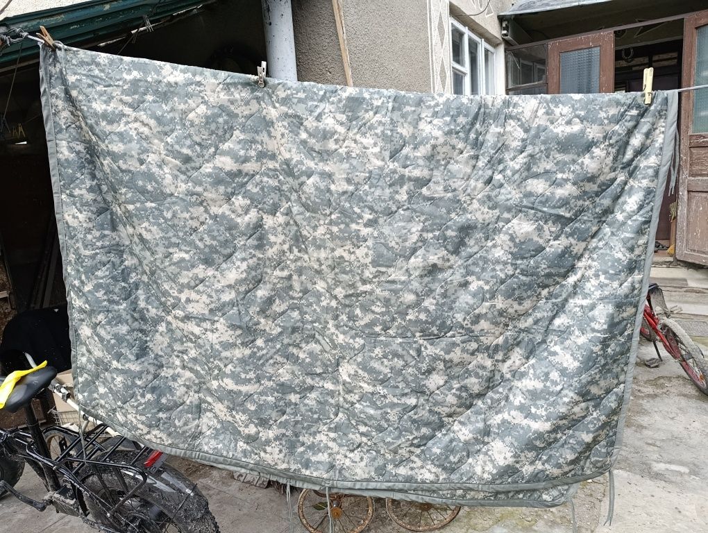 Термоізольована ковдра-лайнер армії США USGI Industries/Woobie Blanket