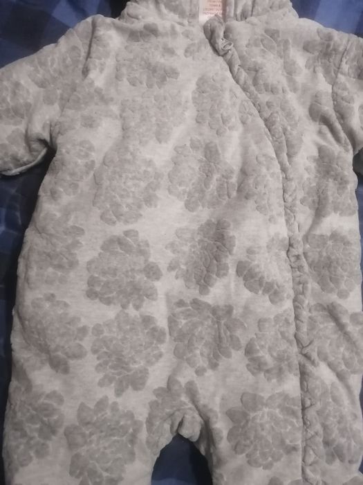 Демисезонные комбинезон на девочку 6-9 мес, р. 74 см.