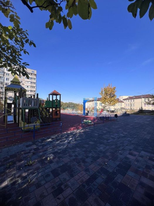 Продам 2-кімнатну квартиру, Пісочин, Надія OG