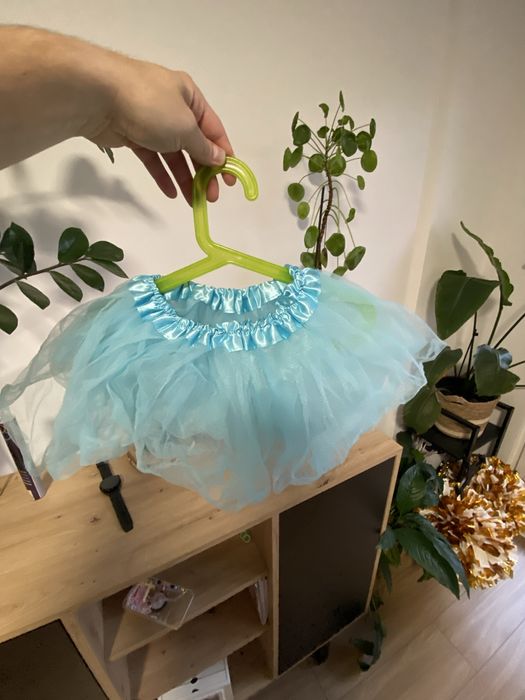 Stroje karnawałowe . Sukienka H&M 98-104