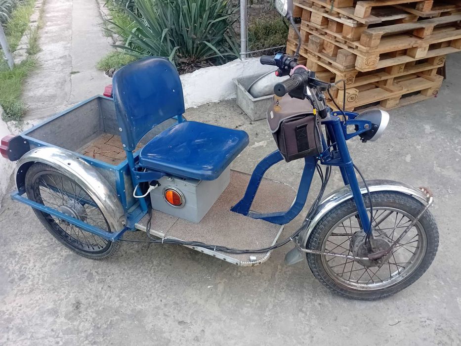 Скутер трёхколёсный, электро. Цена снижена!