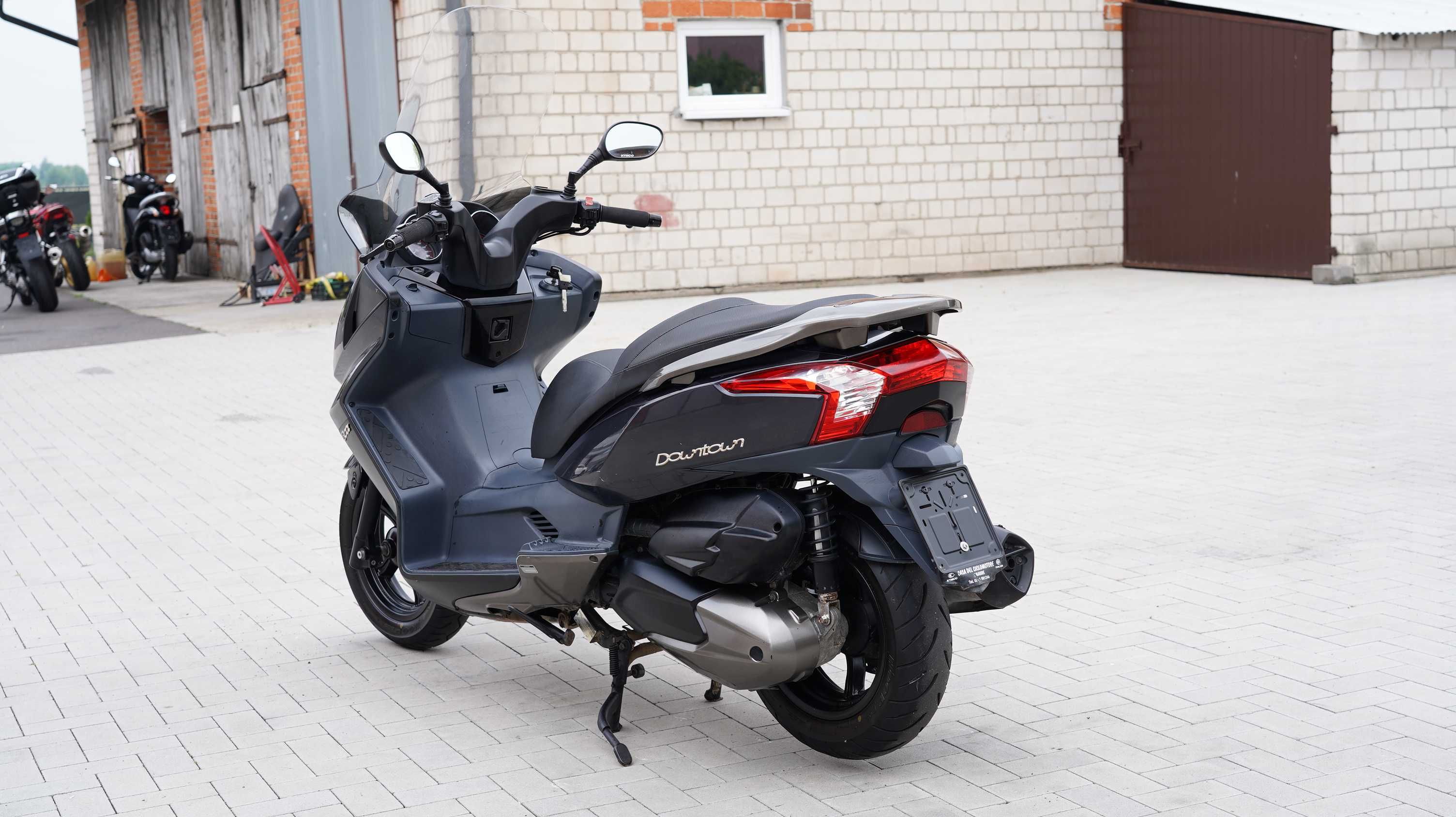 kymco Downtown 300  -- 2011