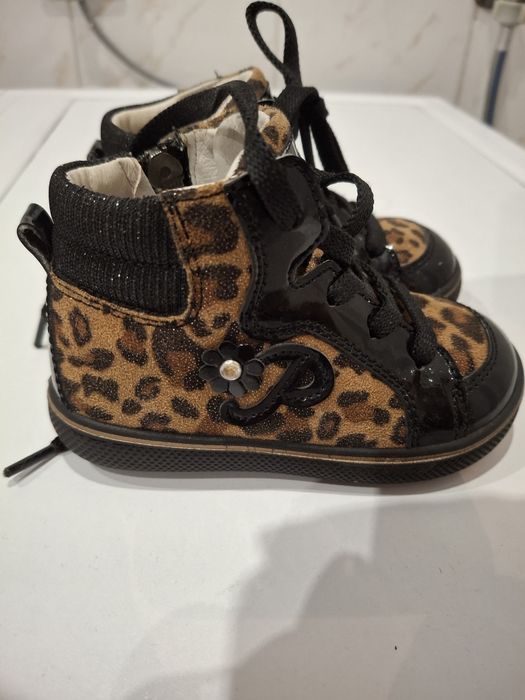Buty niemowlęce Primigi r.19