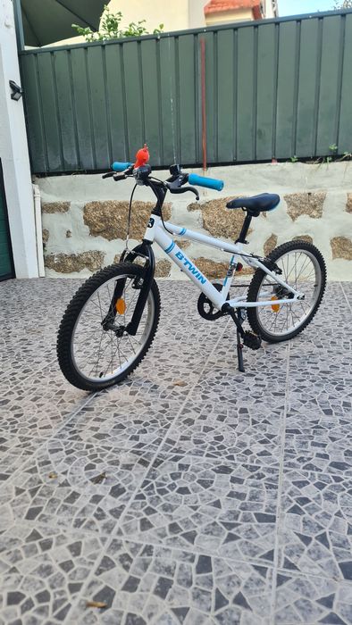 Bicicleta Btwin Boy 300, como nova