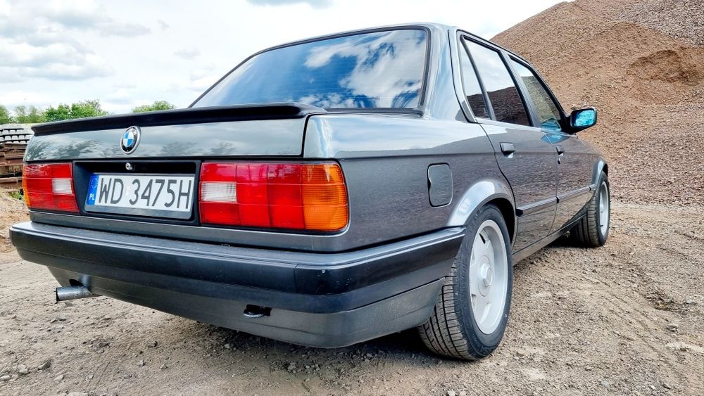 Bmw E30 Śliczna Doinwestowana 1.6 Sporty  Zamiana Na Autolawetę