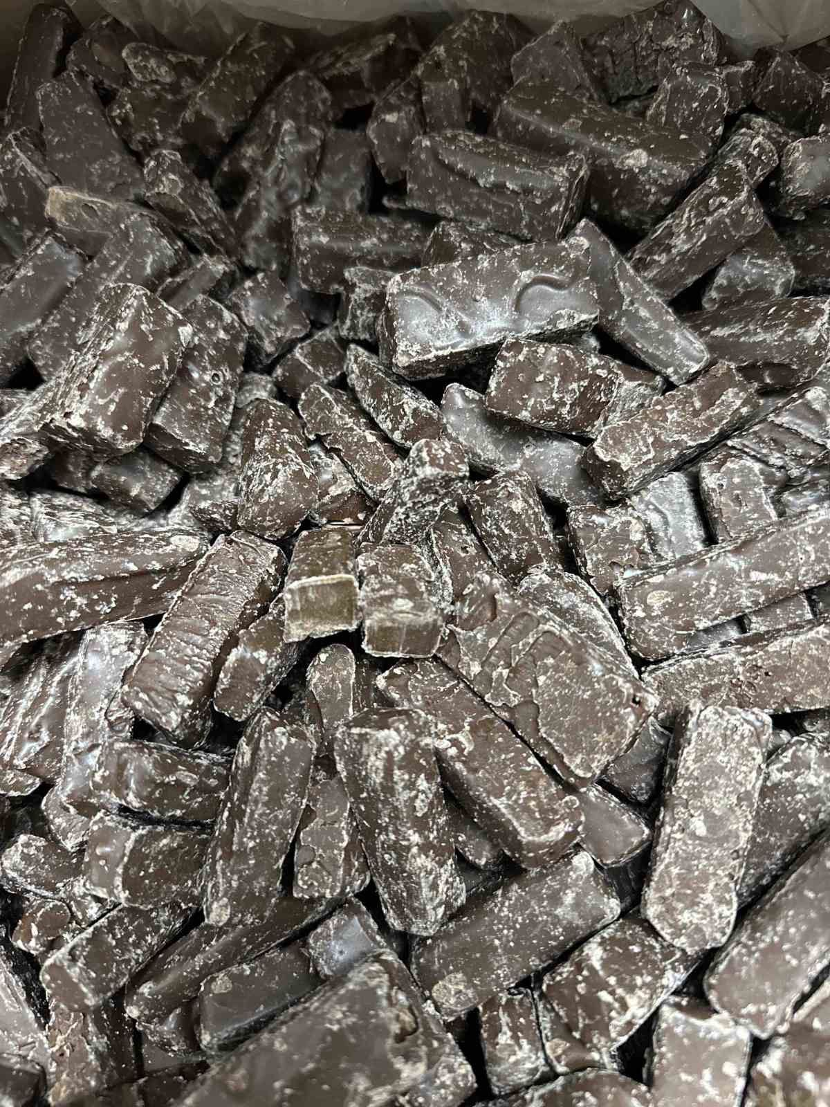 Шоколад плитка лом