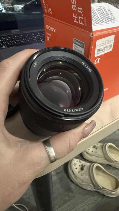 Продам об’єктив Sony FE 85mm f/1.8