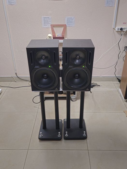 Behringer B2031A Truth Студійні монітори (пара) акустична система