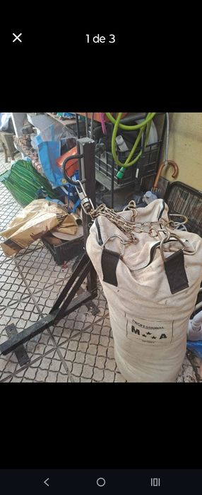 Saco boxe e suporte parede