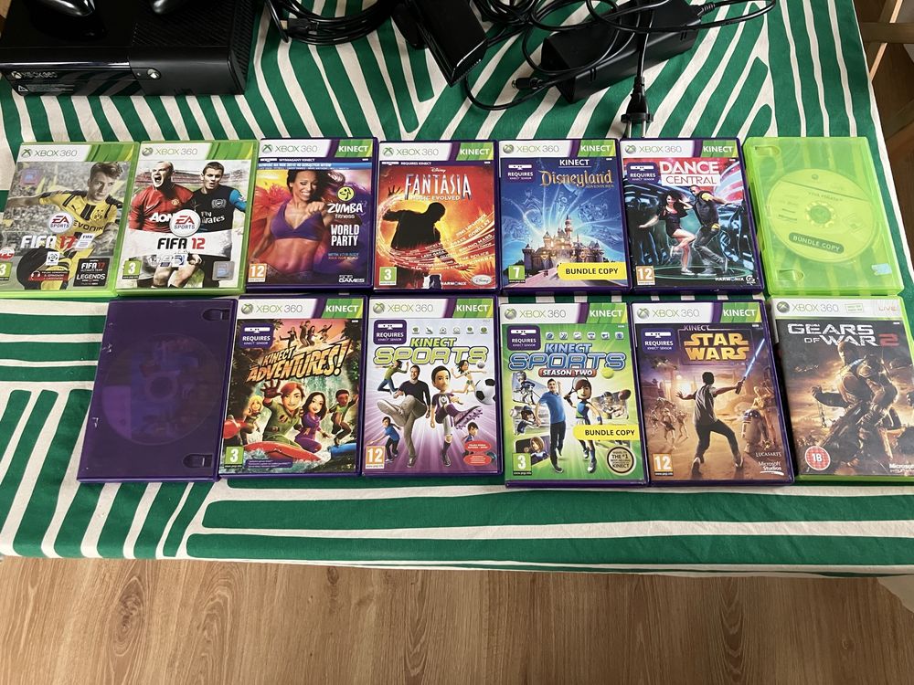 Konsola xbox 360 dwa pady plus kinect i 13 gier