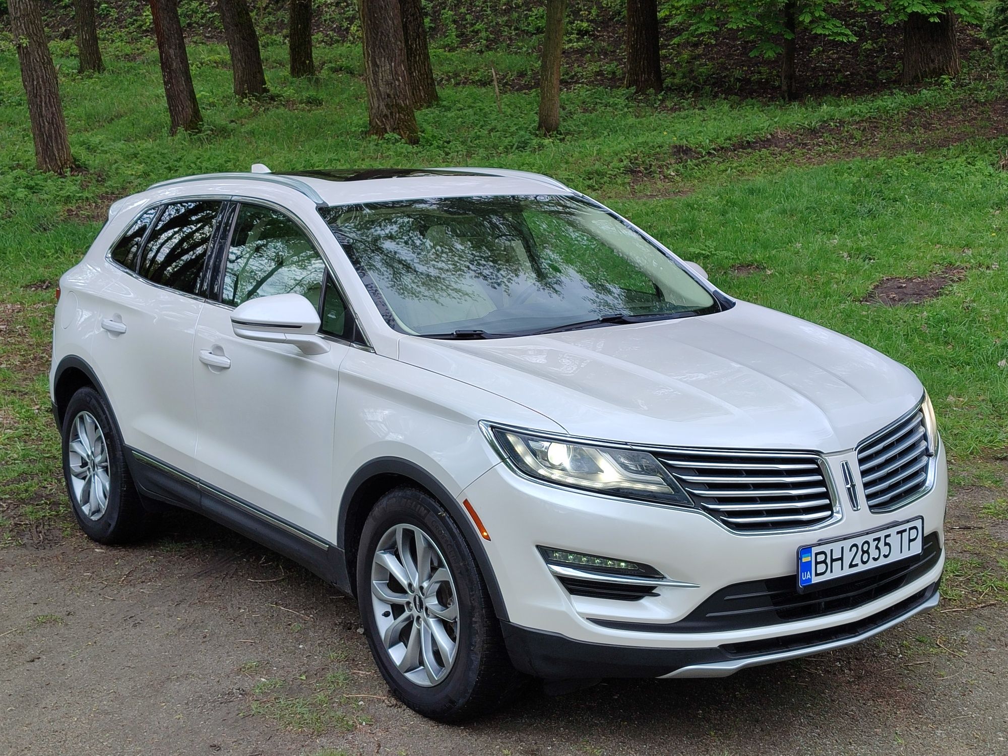 Lincoln MKC 2015рік (преміум версія Ford escape kuga)