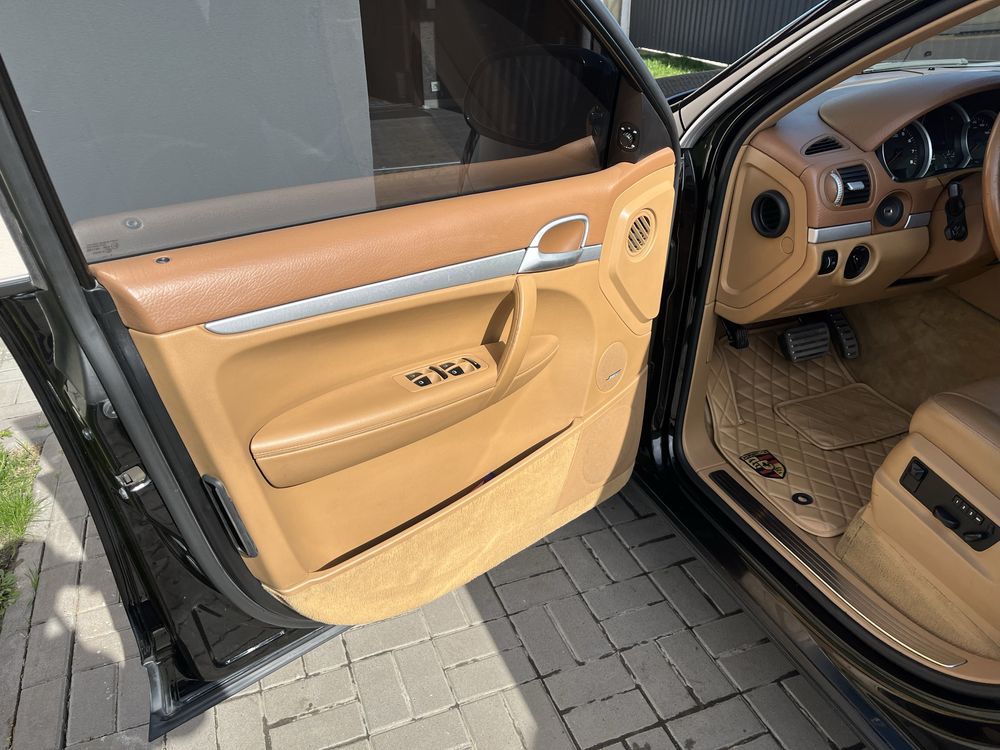 Porsche cayenne S 4.5