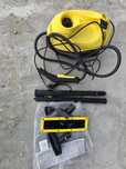 Parownica KARCHER SC 3 EASYFIX myjka parowa zestaw akcesoriów 1900W 1L