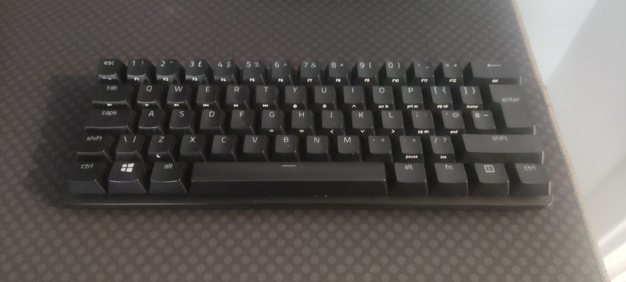 Teclado Razer Huntsman Mini - Aceito troca comando ps5 branco original