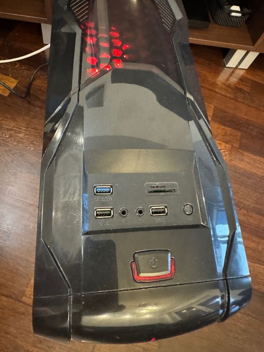 Komputer Gamingowy Ryzen 5 2600x 960GTX ram 16GB