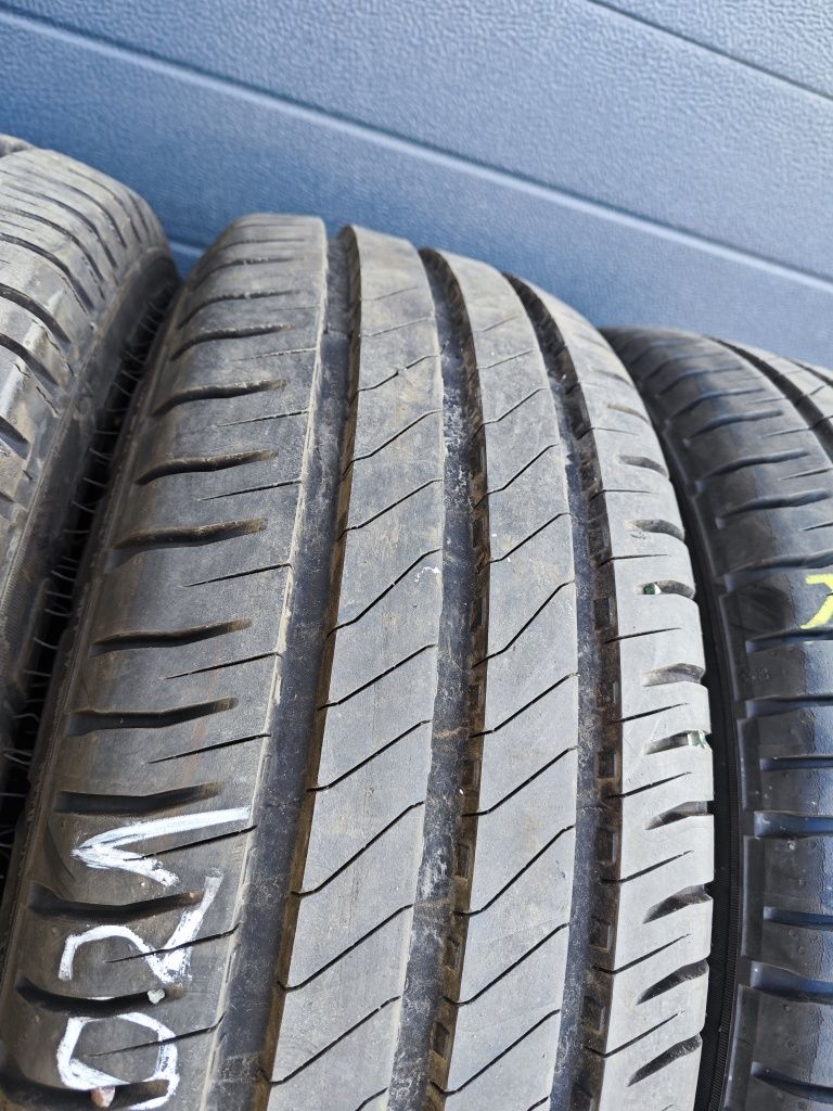 4x215/65 R16C Michelin Agilis 3 letnie