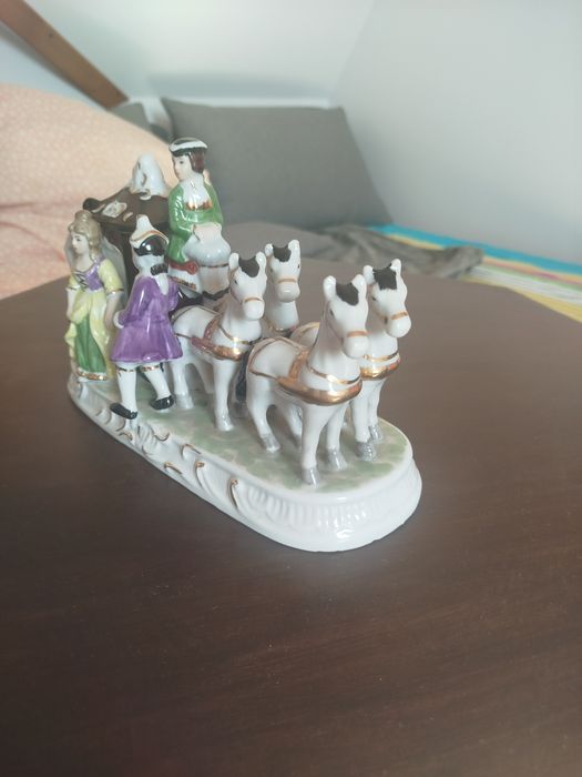 Figurka z porcelany Rococo
