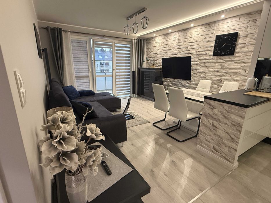 Mieszkanie - 43,61 m2 z balkonem, komórką i miejscami w hali garażowej