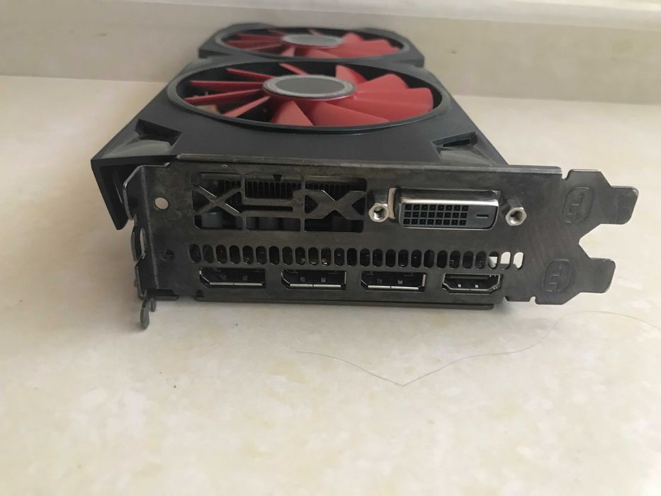 Відеокарта   XFX     RADEON  RX 570 8 GB  RS