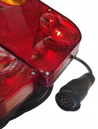 LAMPA Tylna Przyczepy ZESPOLONA Para 12V 7M