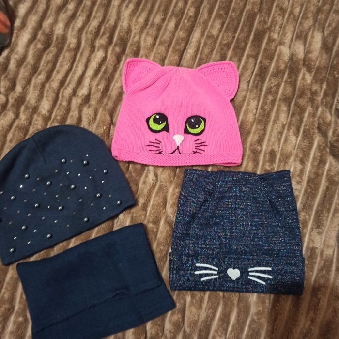 Шапка. Капелюх. Шапка для дівчинки