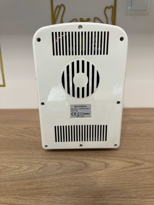 Lodowka kosmetyczna Fluff  biała