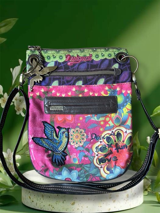 Жіноча сумка крос боді