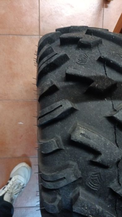 Jogo pneus/jantes Polaris 12