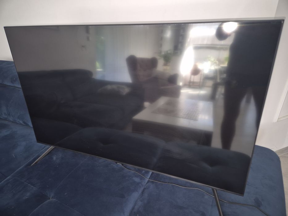 Telewizor Samsung UE50TU8002K uszkodzony