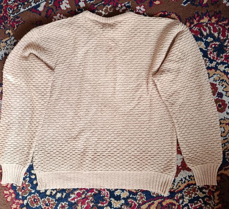 Продам кофту на осінь