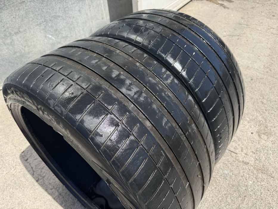 Vredestein 295/35/21 R21 шини літні пара