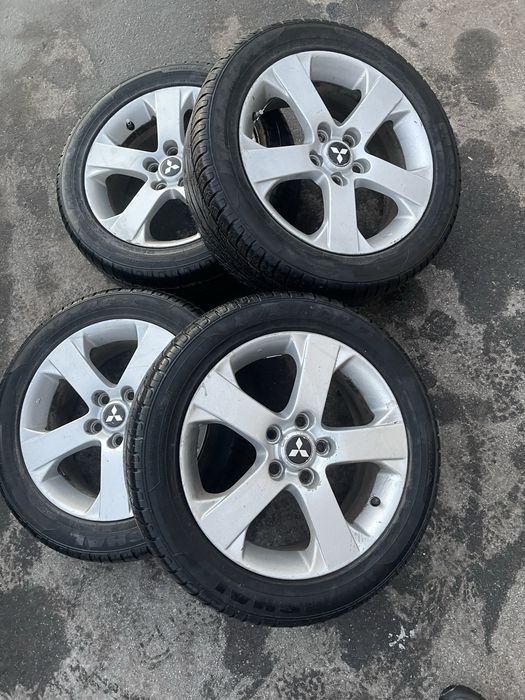 Колеса диски R17 5 х 114.3 резина Marshal 225 / 50