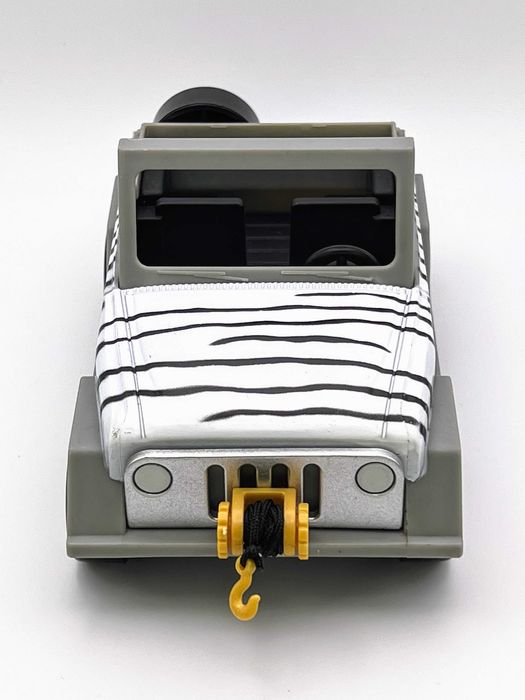 Jeep Safari (Listras de Zebra) com Guincho (Simba/Dickie Toys)