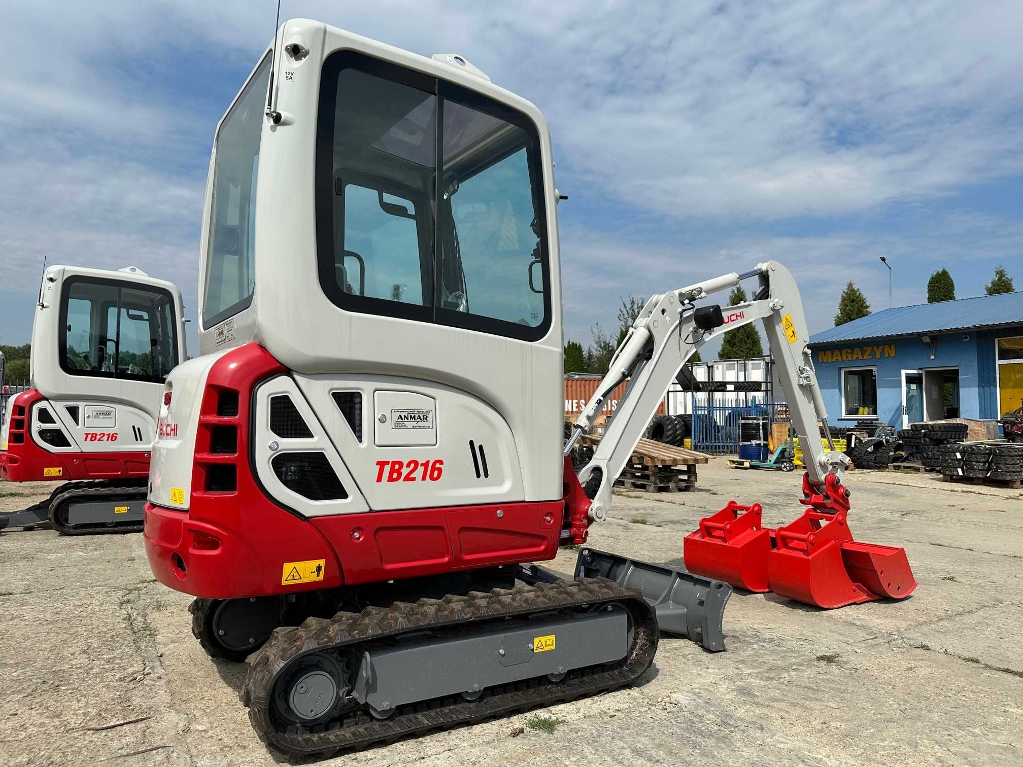 Nowa japońska minikoparka Takeuchi TB216 kubota yanmar wacker