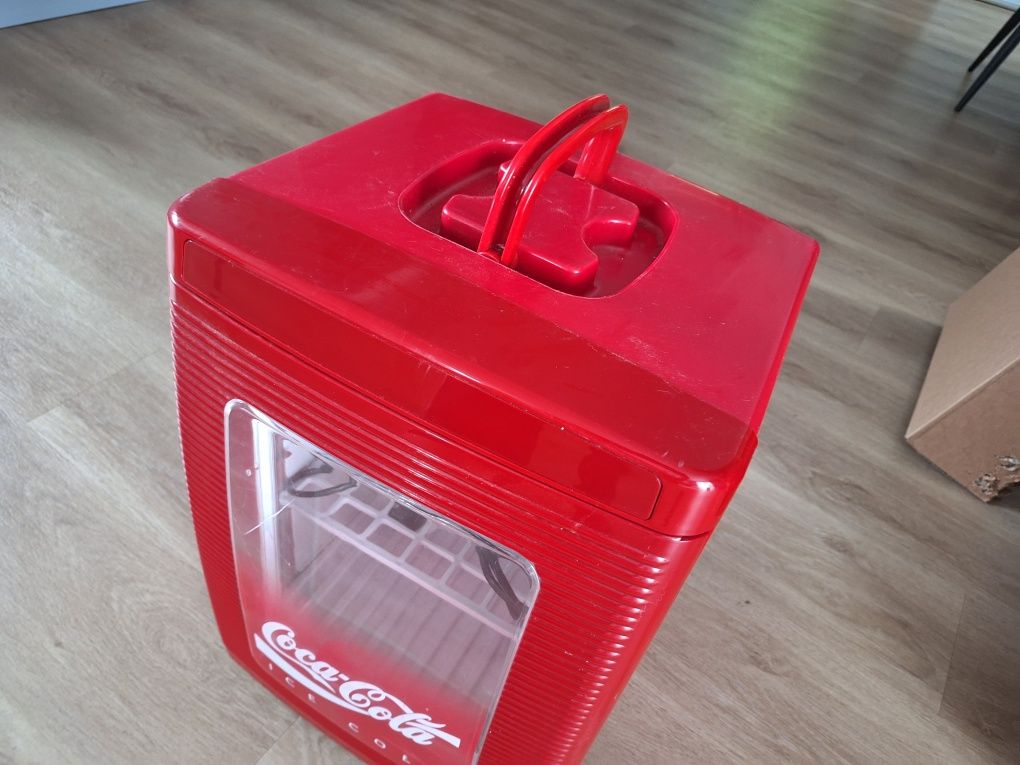 Lodówka coca cola