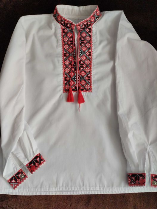 Сорочка вишита , вишиванка