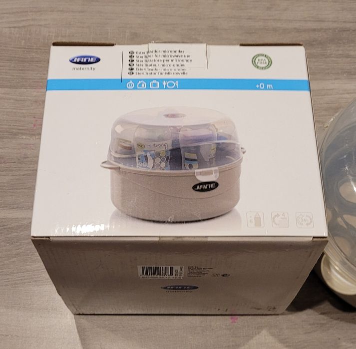 Esterilizador Biberões Vapor Microondas marca Jane