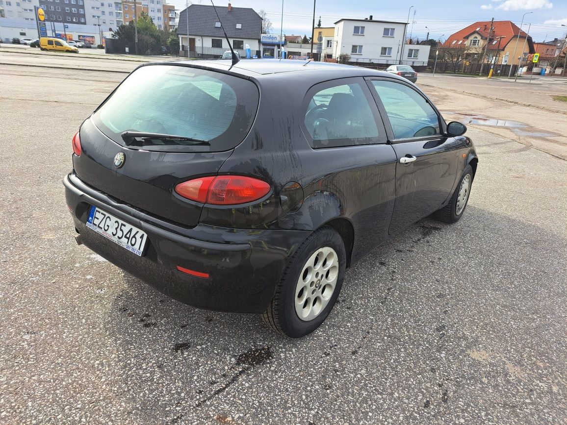 Alfa Romeo 147 1.6 LPG 105KM 2001r