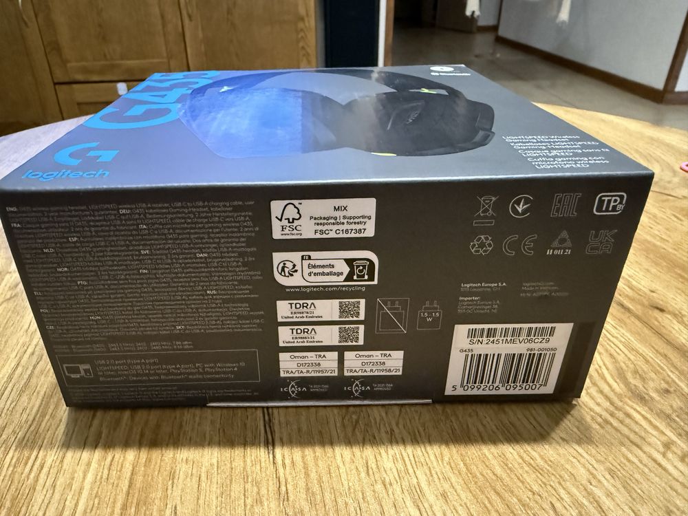Sluchawki bezprzewodowe Logitech G435 / Mikrofon / Bluetooth / Nowe
