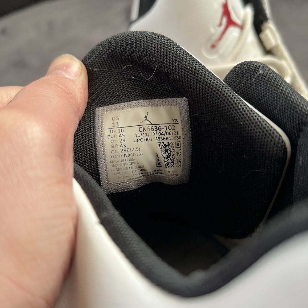 Чоловічі баскетбольні кросівки Nike Jordan. P. 45.