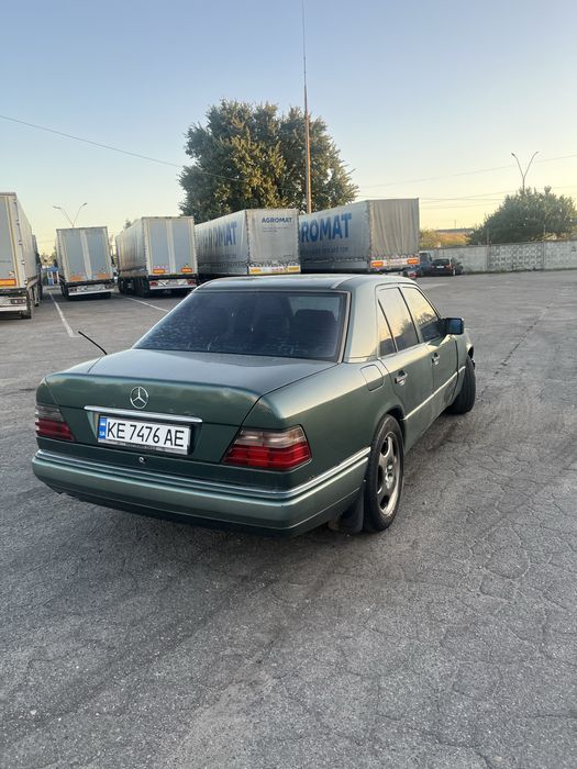 Мерседес бенц 124