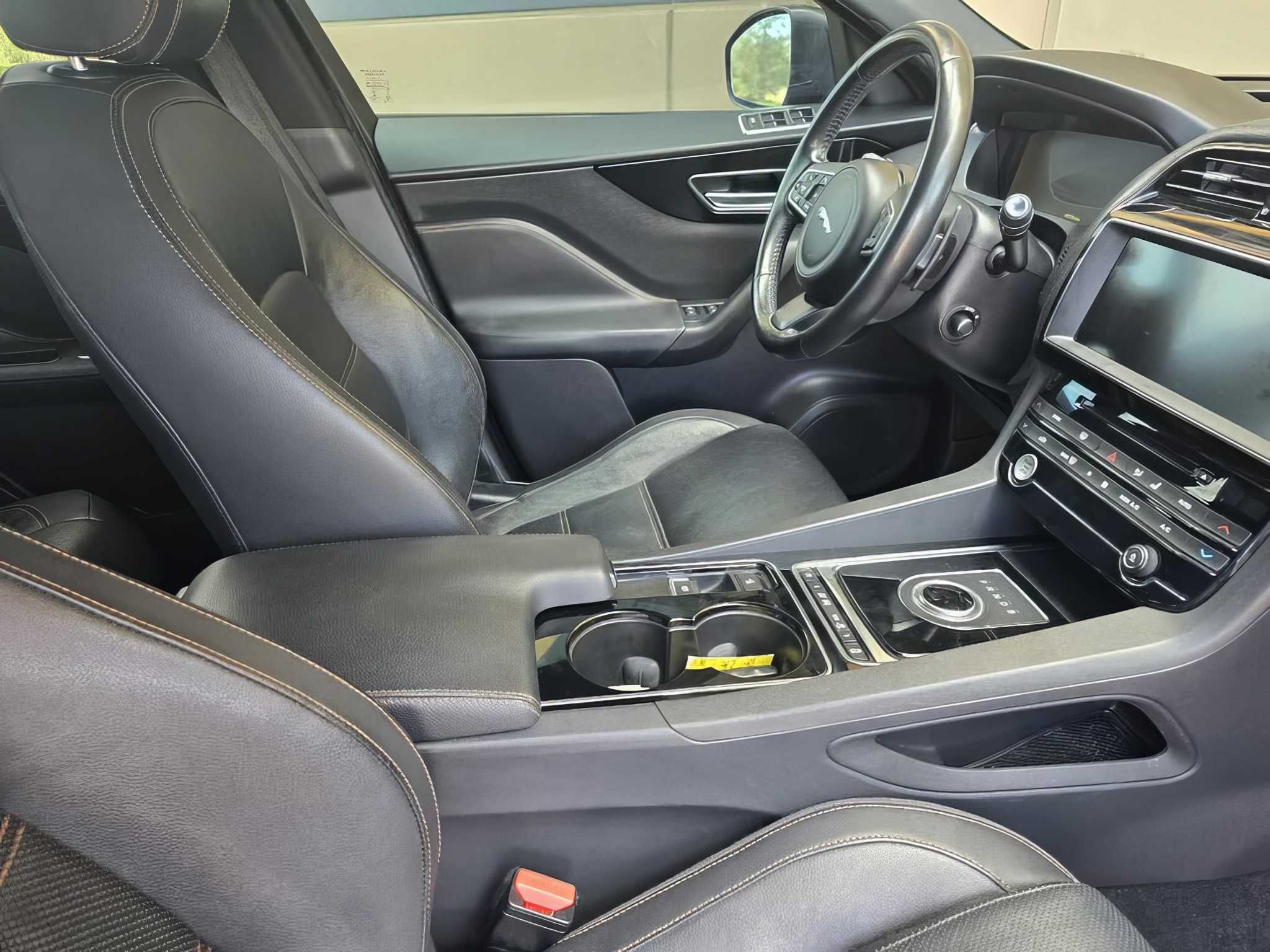 2017 Jaguar F-PACE 20d Prestige