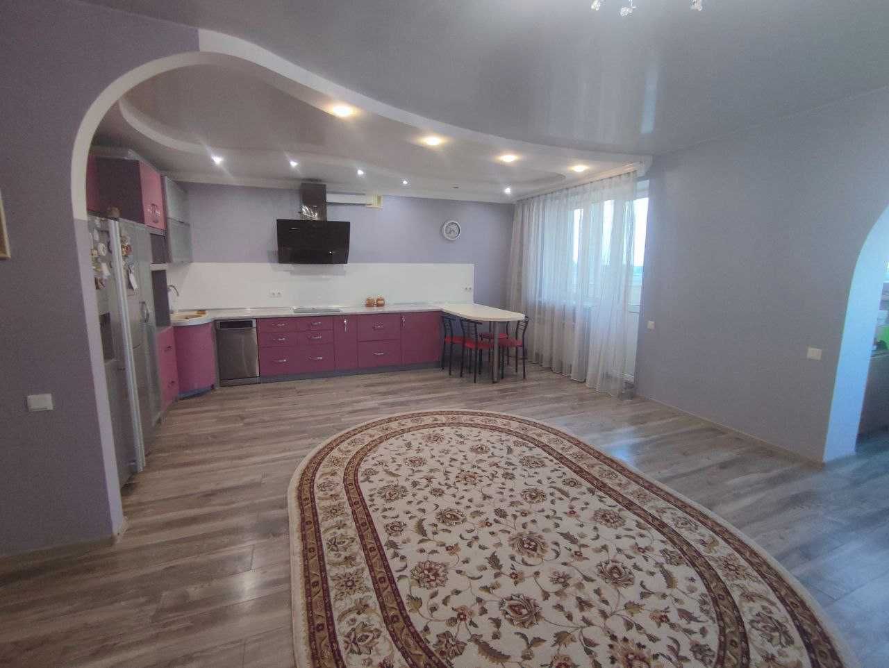 Продаж квартири по  вул. Київський шлях 1Д