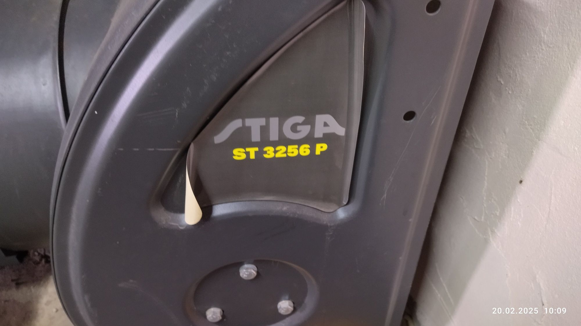 Продам снегоуборщик Stiga  ST 3256 P Швеция