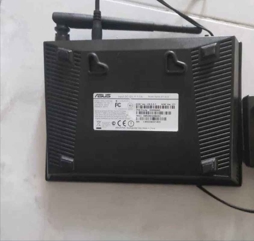 Маршрутизатор, WiFi роутер АSUS RT N10 б/у, 150 Мбит/с