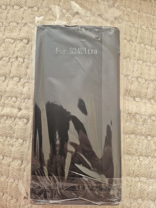 Пролам чехол-книжку на samsung s24 ultra.