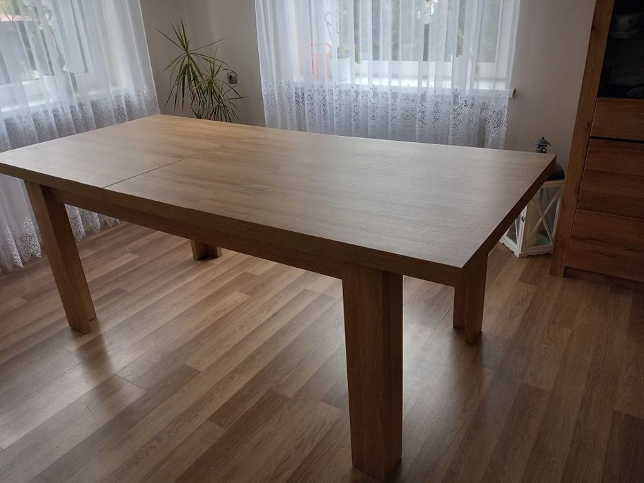 Stół 6- osobowy dlu.160/90/200
