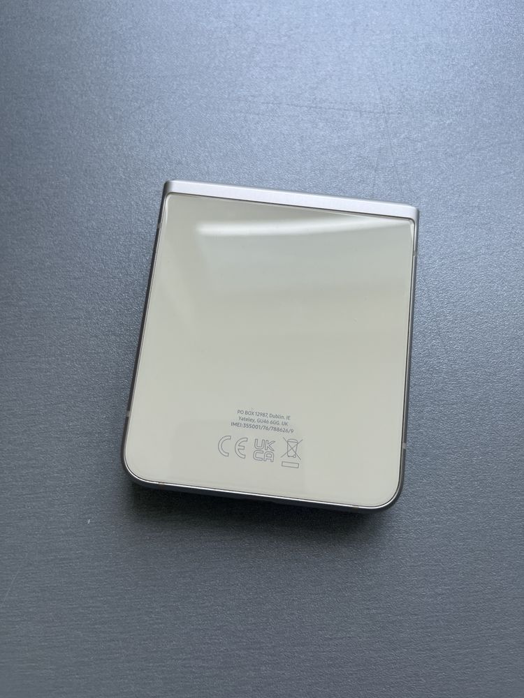 Samsung Flip 3/256gb